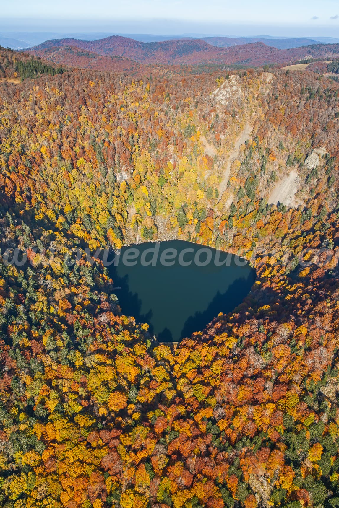 Lac des Perches automnal