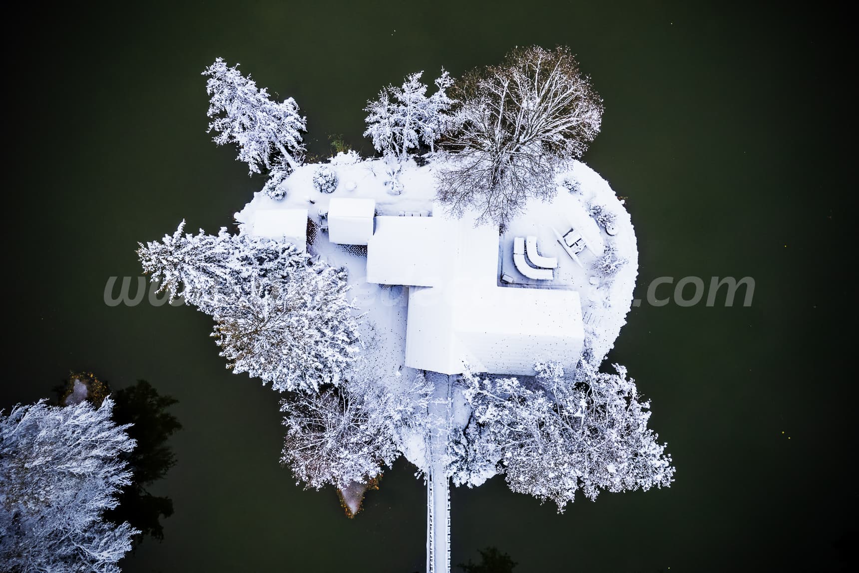 L’Île Mystérieuse Eschentzwiller